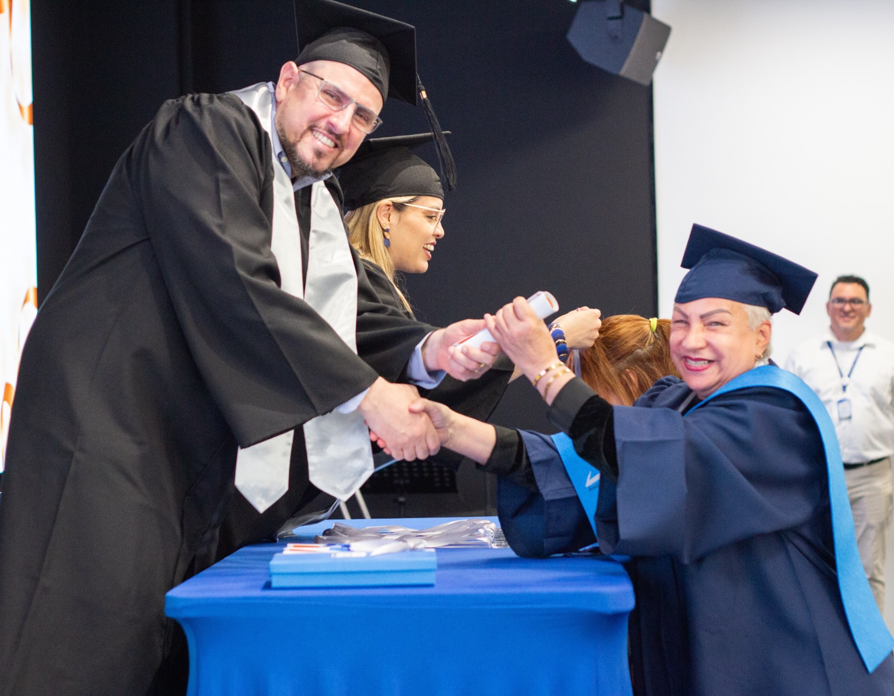 Momento de entrega de diplomas