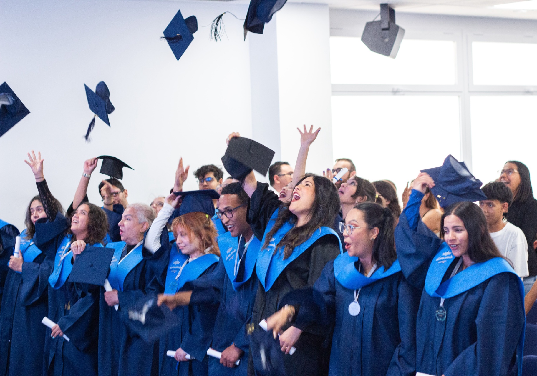 Celebración de los graduados de la Academia