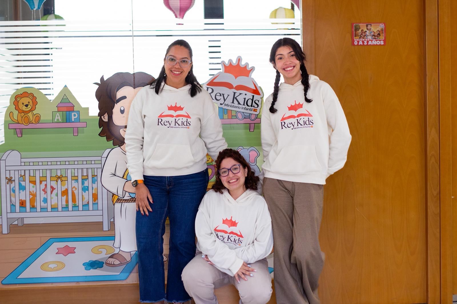 Equipo de maestras del Ministerio Infantil ReyKids